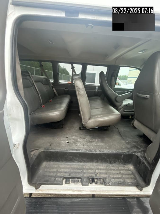 2023 CHEVROLET Express Van - Rental