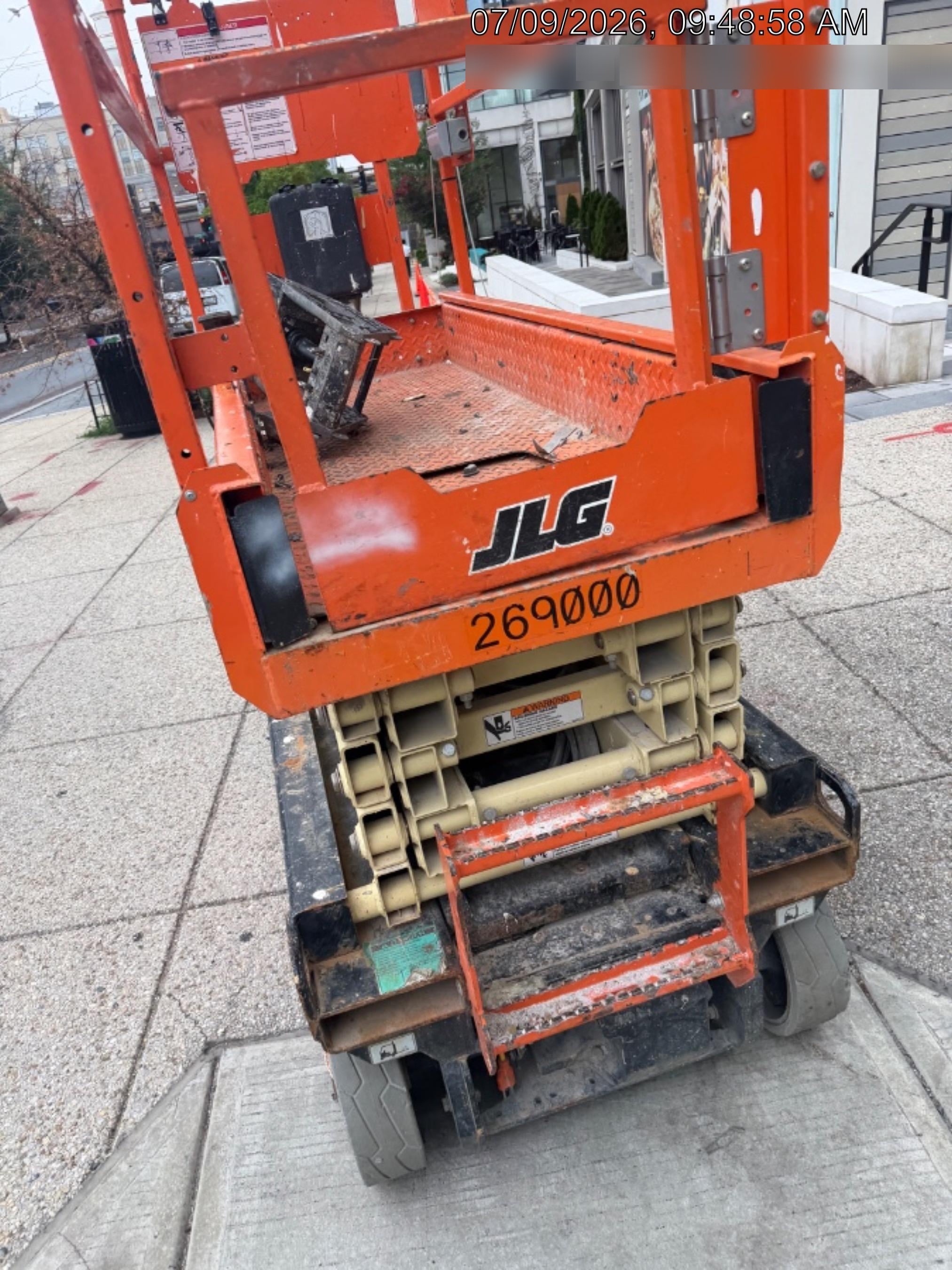 2022 JLG ES1932