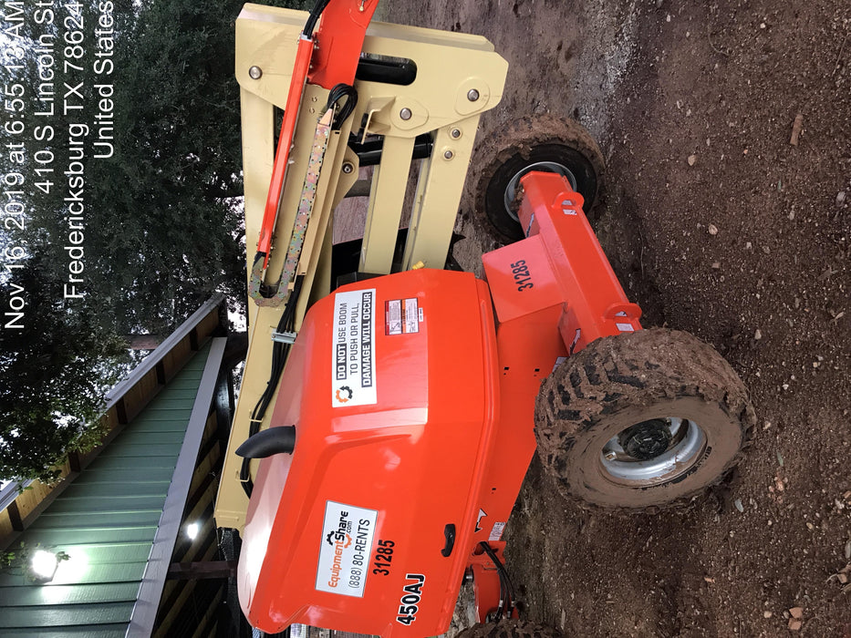 2019 JLG 450AJ