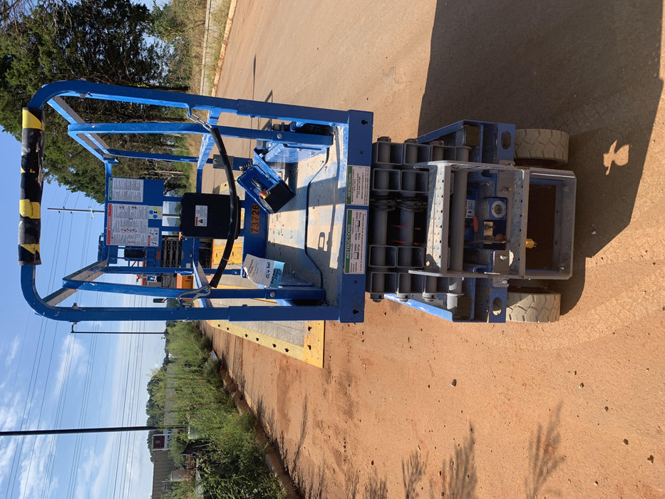 2020 Genie GS-1930 Fixed rails with chain entry gate - Pre A92.20