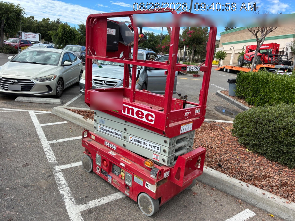2020 MEC 1330SE Solid NM Tires, Steel Swing out Doors, LCS, Beacon, 900W Inverter