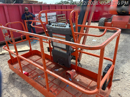 2019 JLG 660SJ