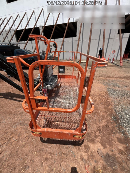 2025 JLG 660SJ