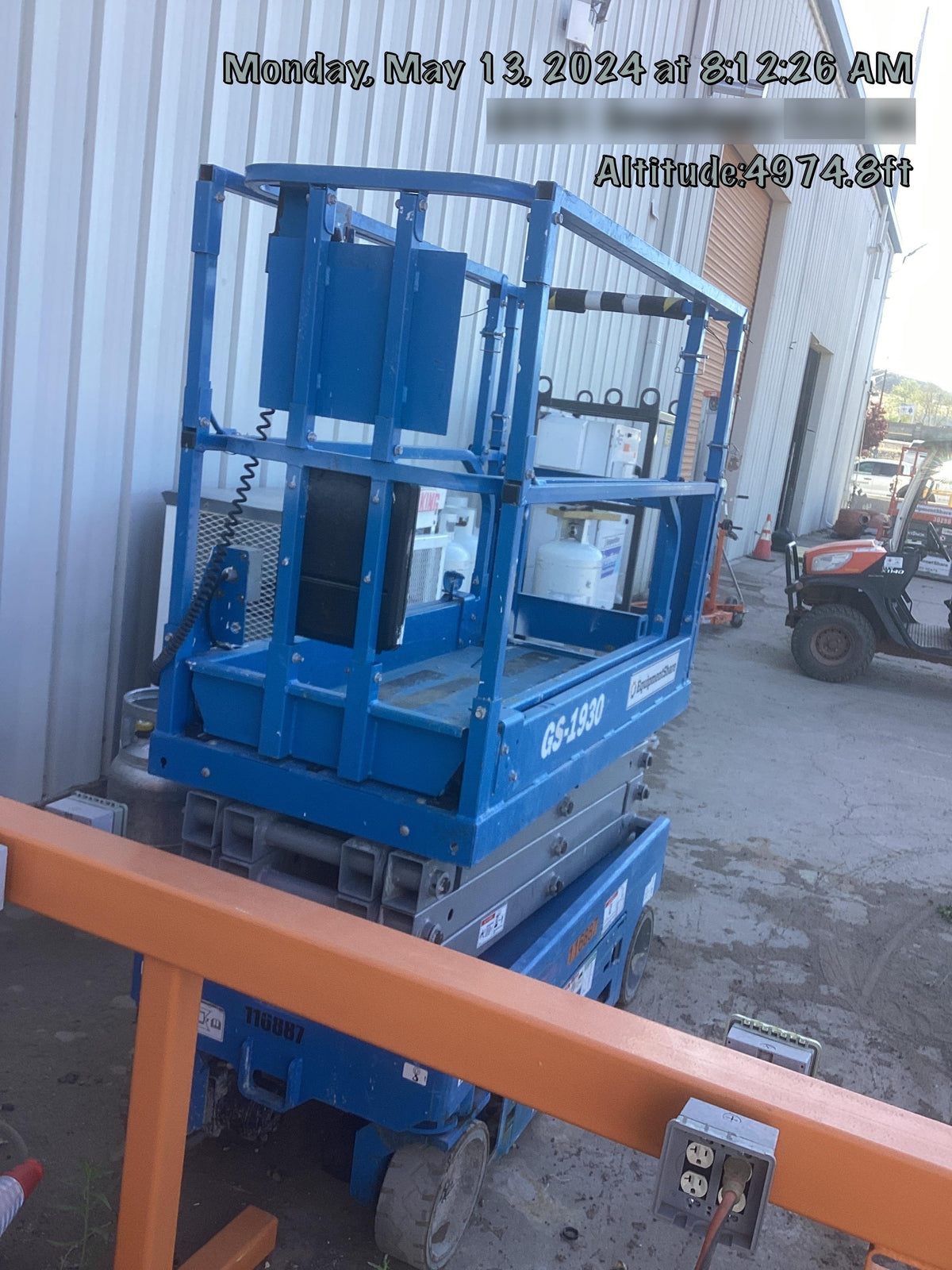 2020 Genie GS-1930 Solid Non Marking Tires, Beacon, Folding rails with half height swing gate