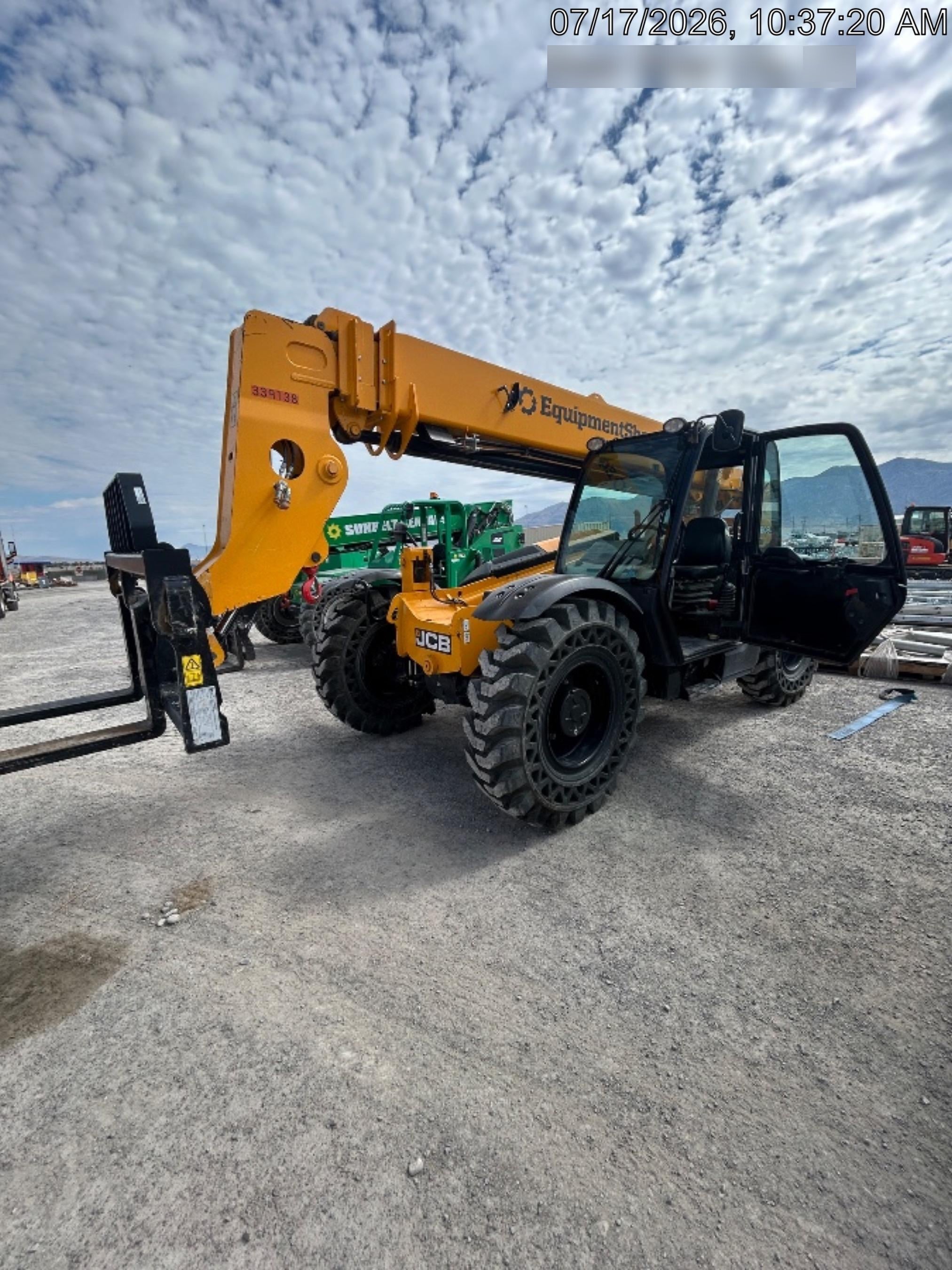 2023 JCB 509-42