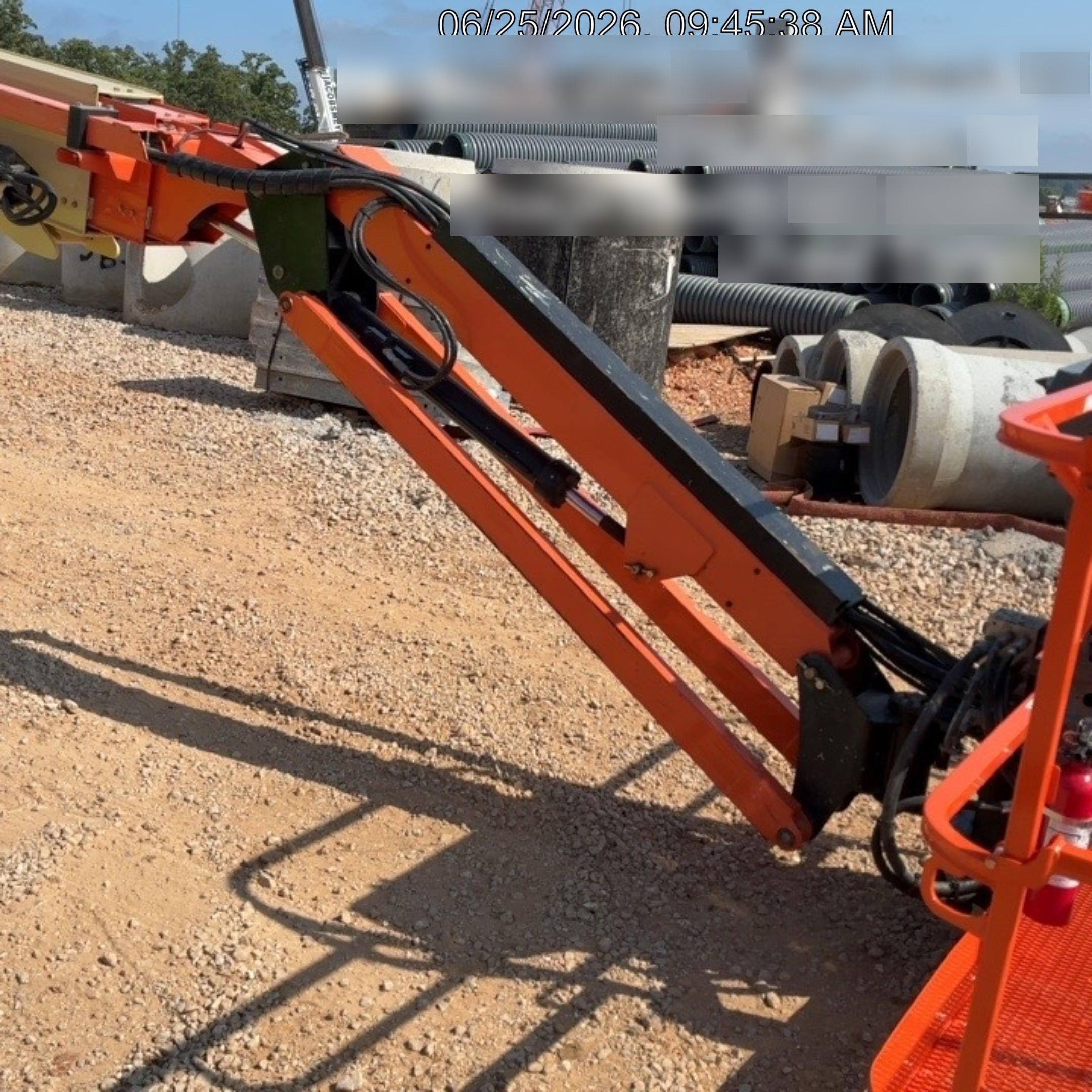2018 JLG 660SJ
