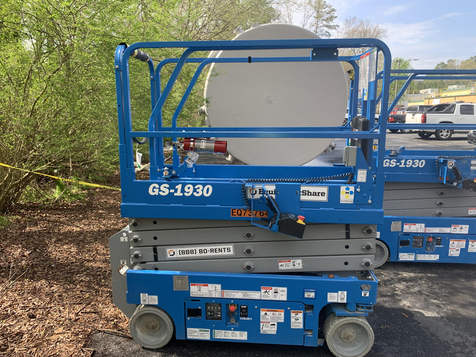 2020 Genie GS-1930 Fixed rails with chain entry gate - Pre A92.20