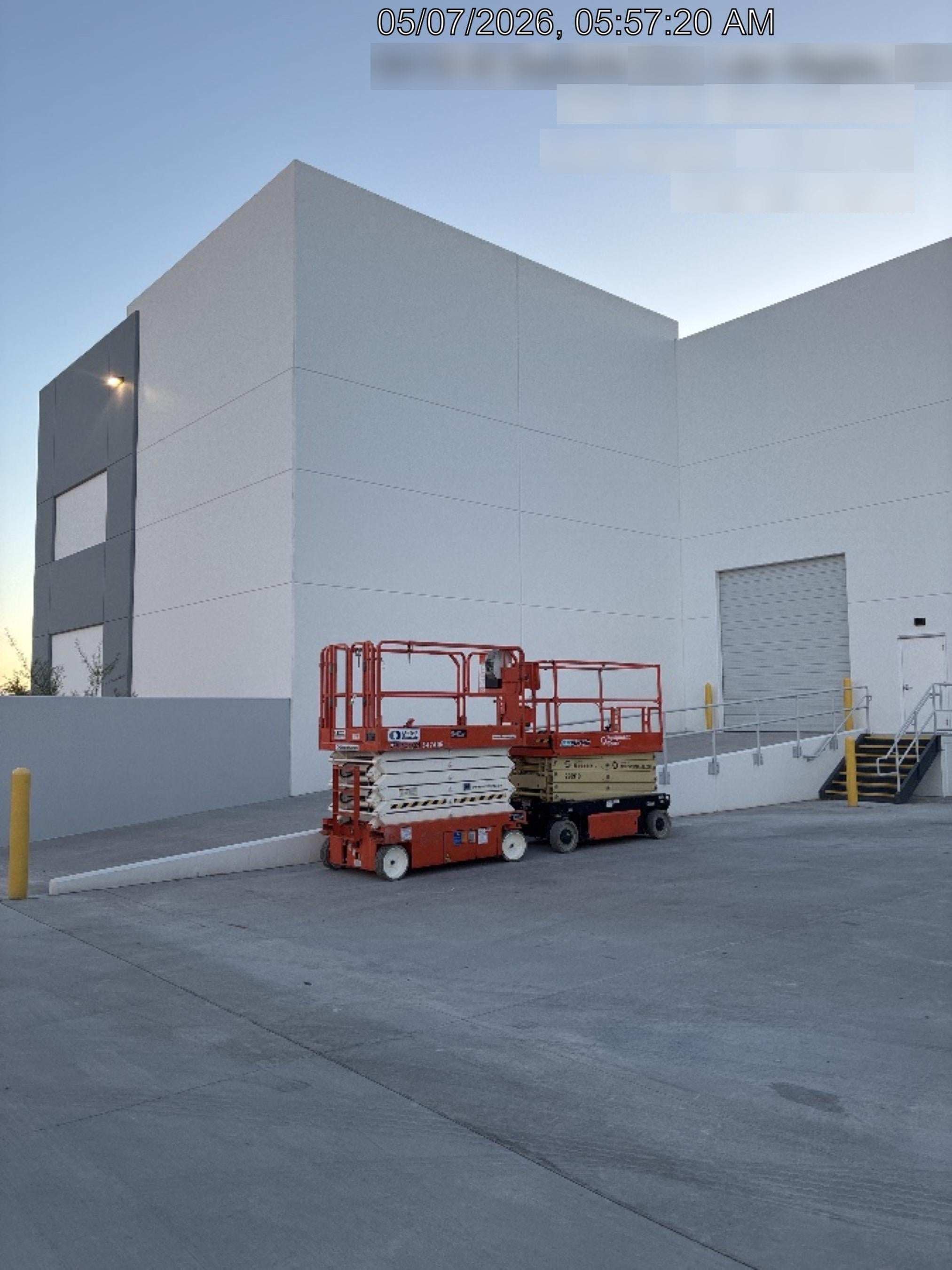 2023 JLG ES3246