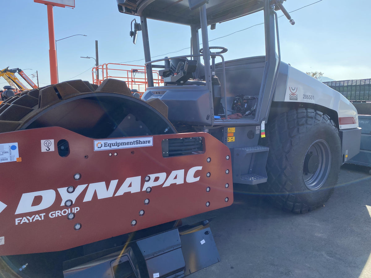 2022 DYNAPAC CA2500D