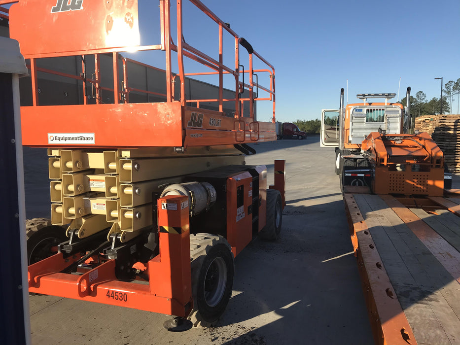 2019 JLG 430LRT