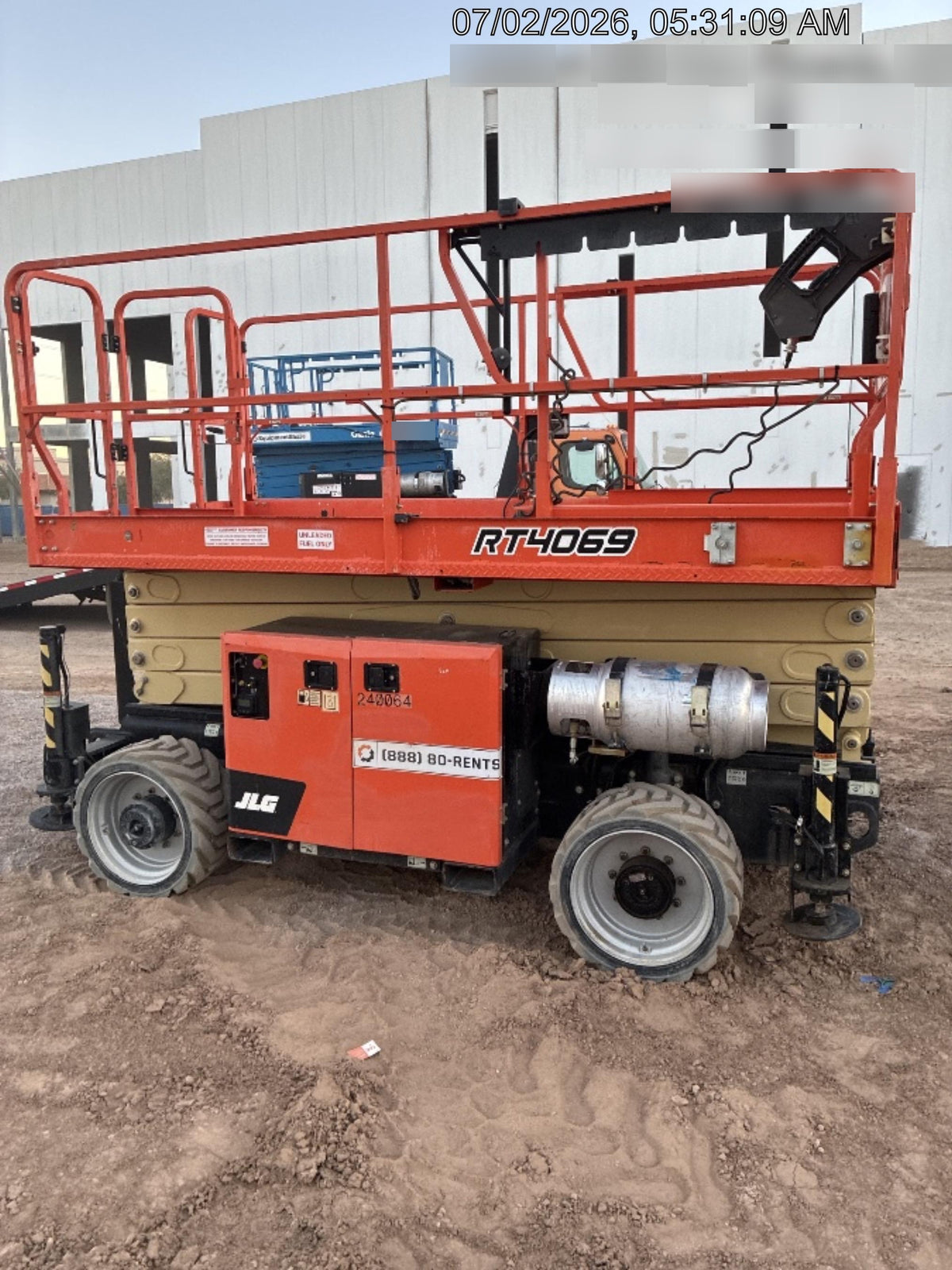 2022 JLG RT4069