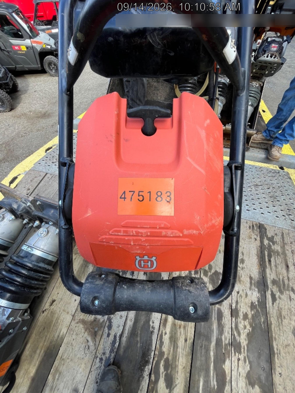 2024 HUSQVARNA LT6005
