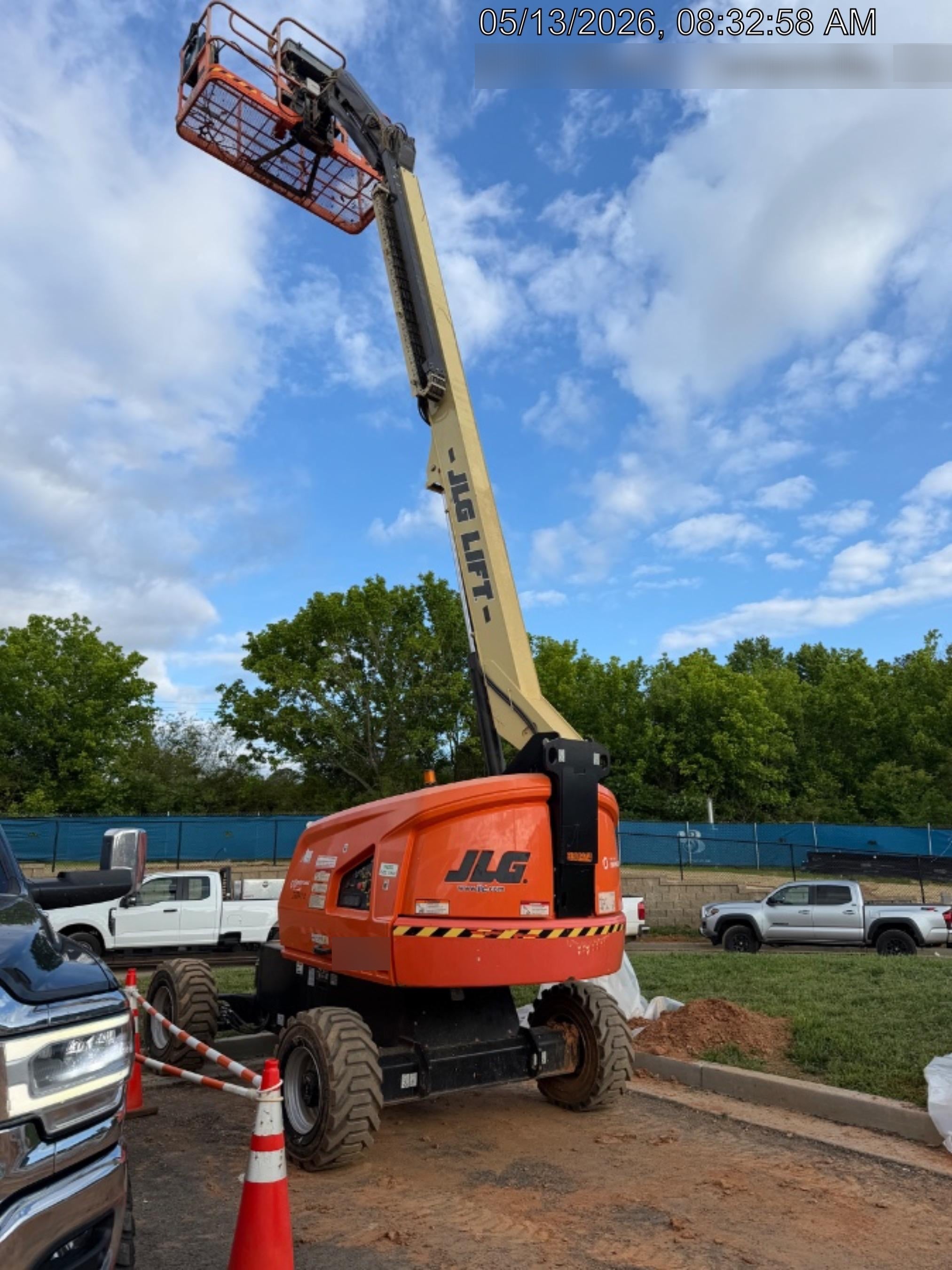 2023 JLG 460SJ