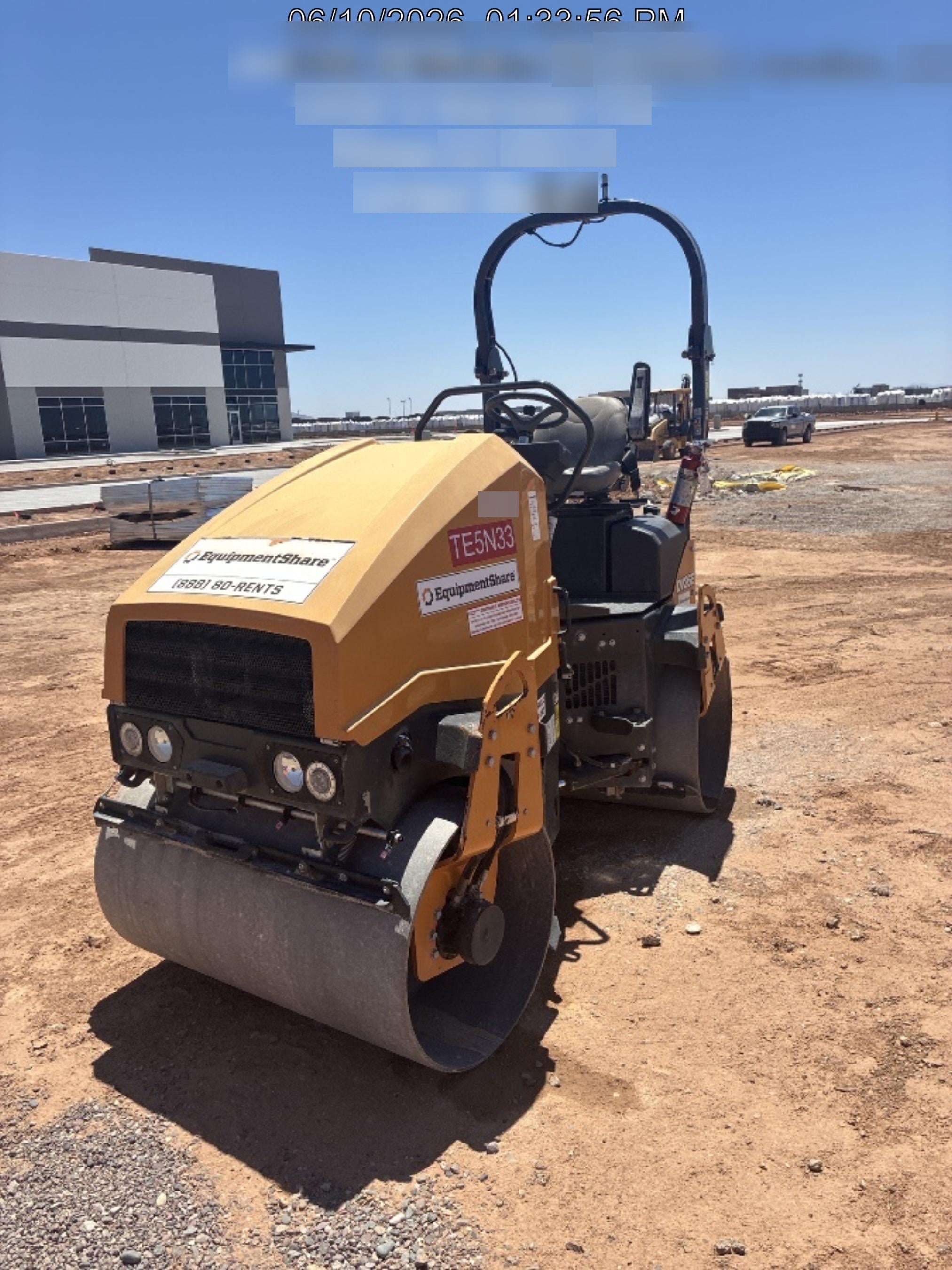 2020 CASE DV26E