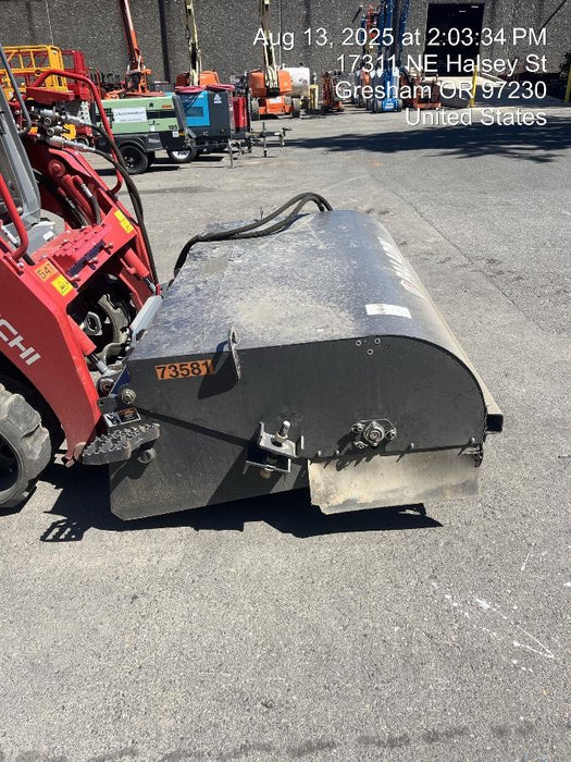 2020 PALADIN Sweepster SB72