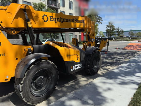 2026 JCB 512-56