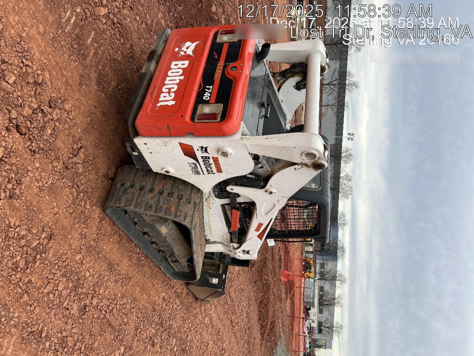 2022 BOBCAT T740