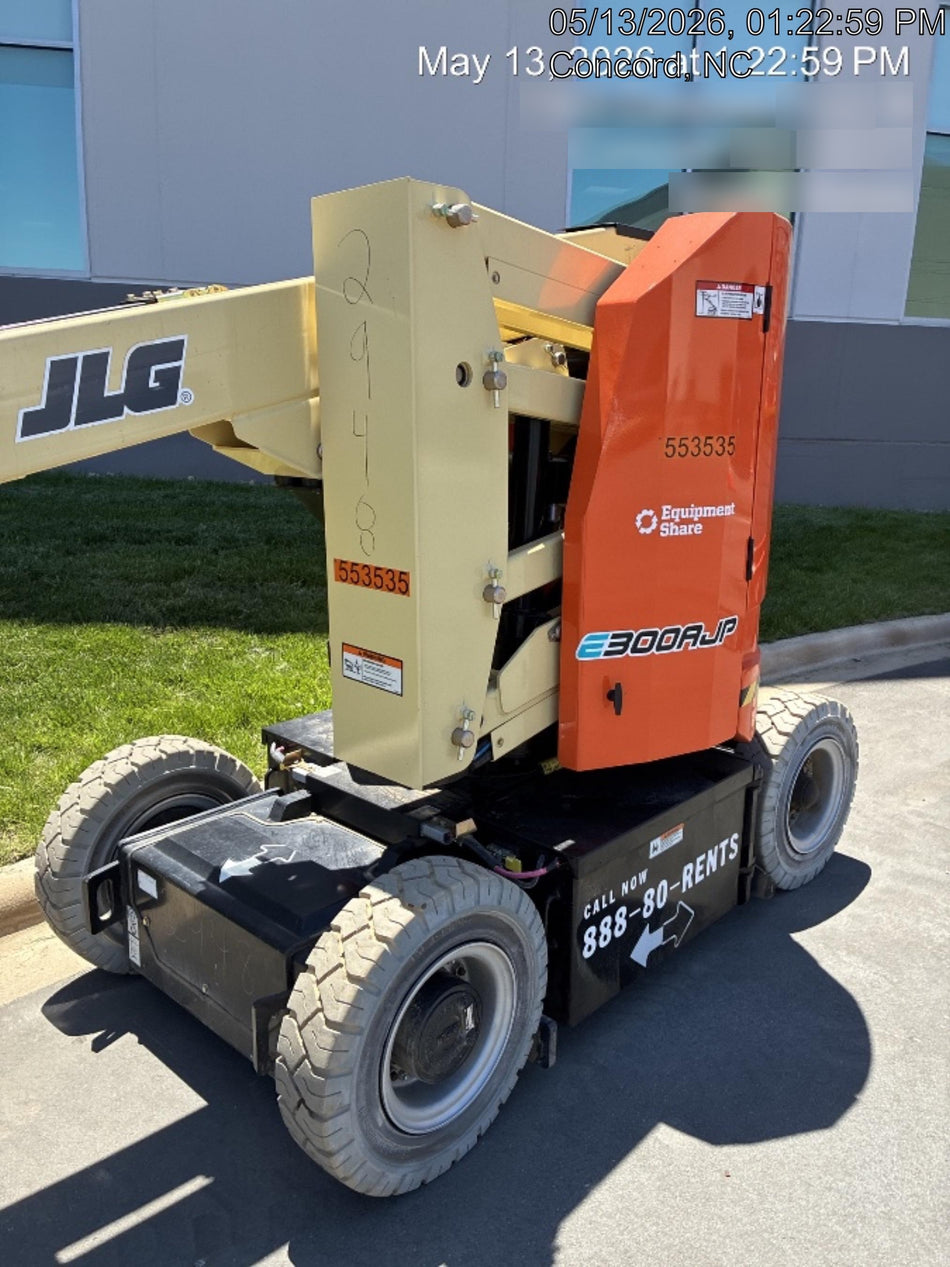 2025 JLG E300AJP