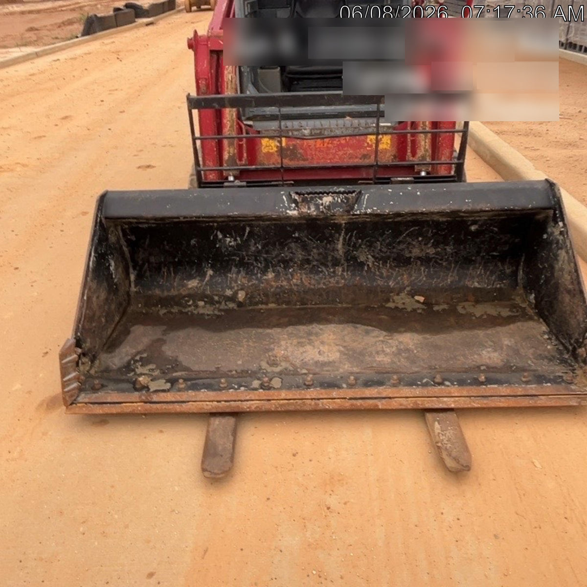 2022 ARROW MATERIAL HANDLING 60" Pallet Forks - Arrow