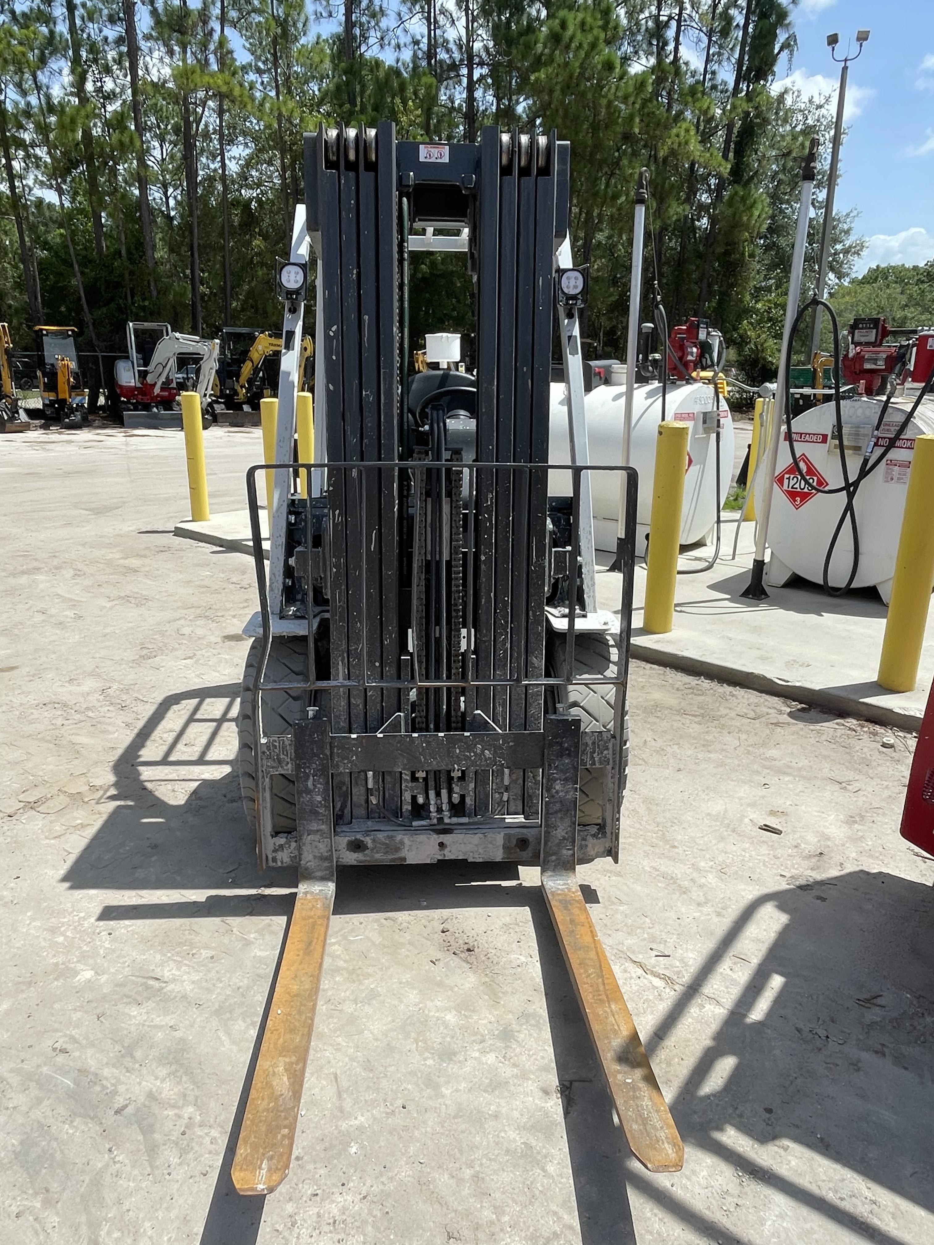 2022 UNICARRIER MUG1F2A30DV QUAD