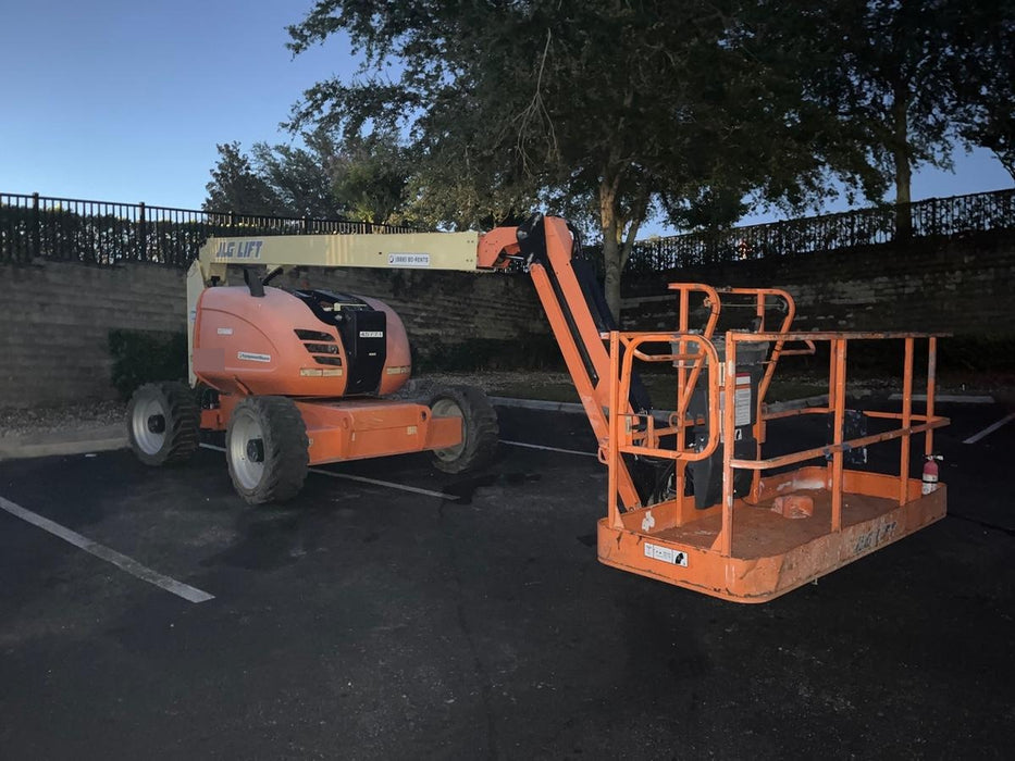 2019 JLG 600AJ