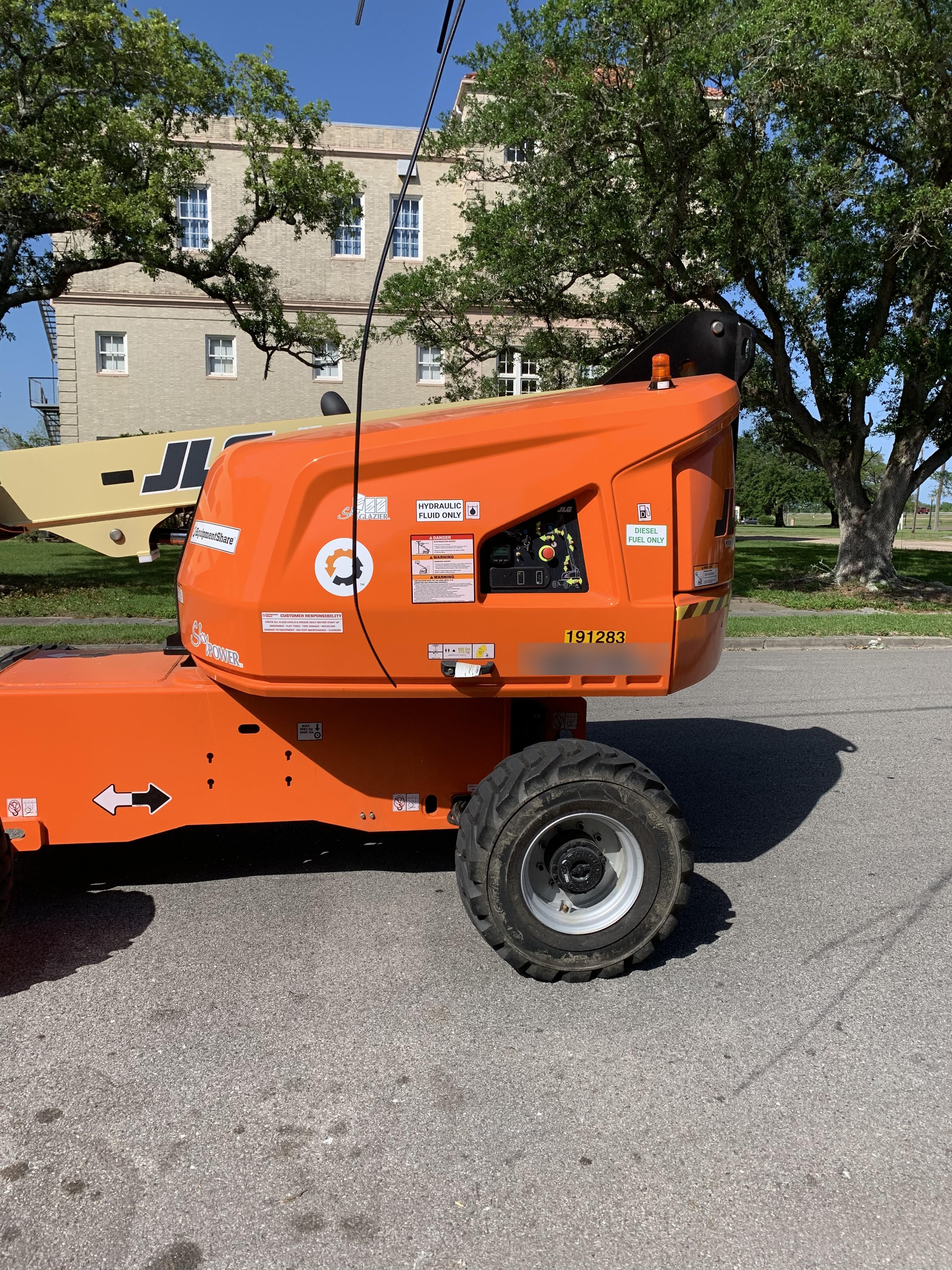 2021 JLG 460SJ