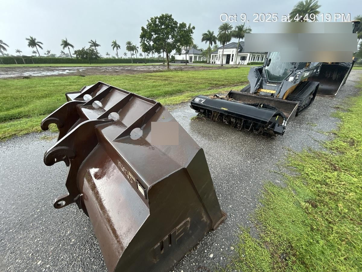 2018 WERK-BRAU 3.0 cu yd Bucket - Werk-Brau