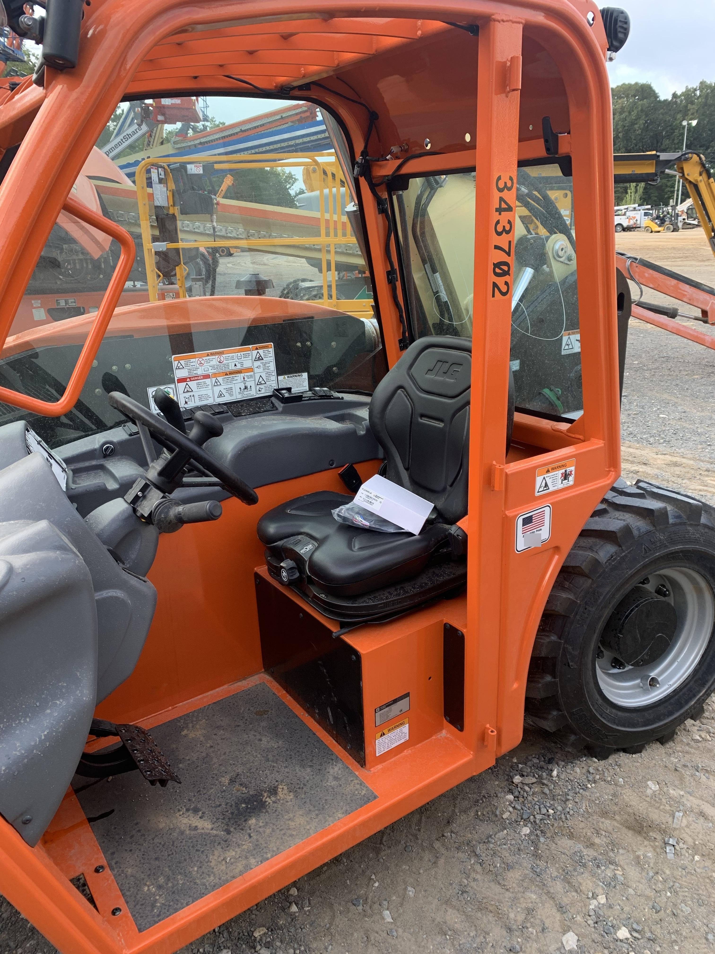 2023 JLG G5-18A