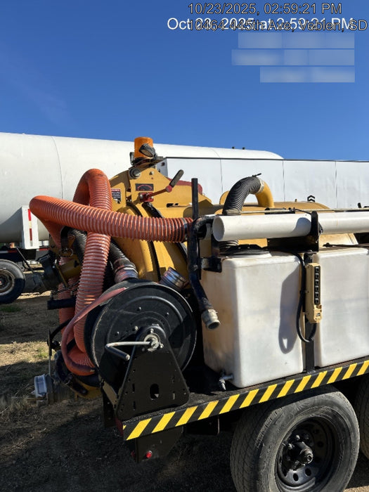 2022 Vac-Tron LP573XDT T4 Koehler Diesel Engine, 500 Gallon Debris Tank, x2 100 Gallon Water Tanks