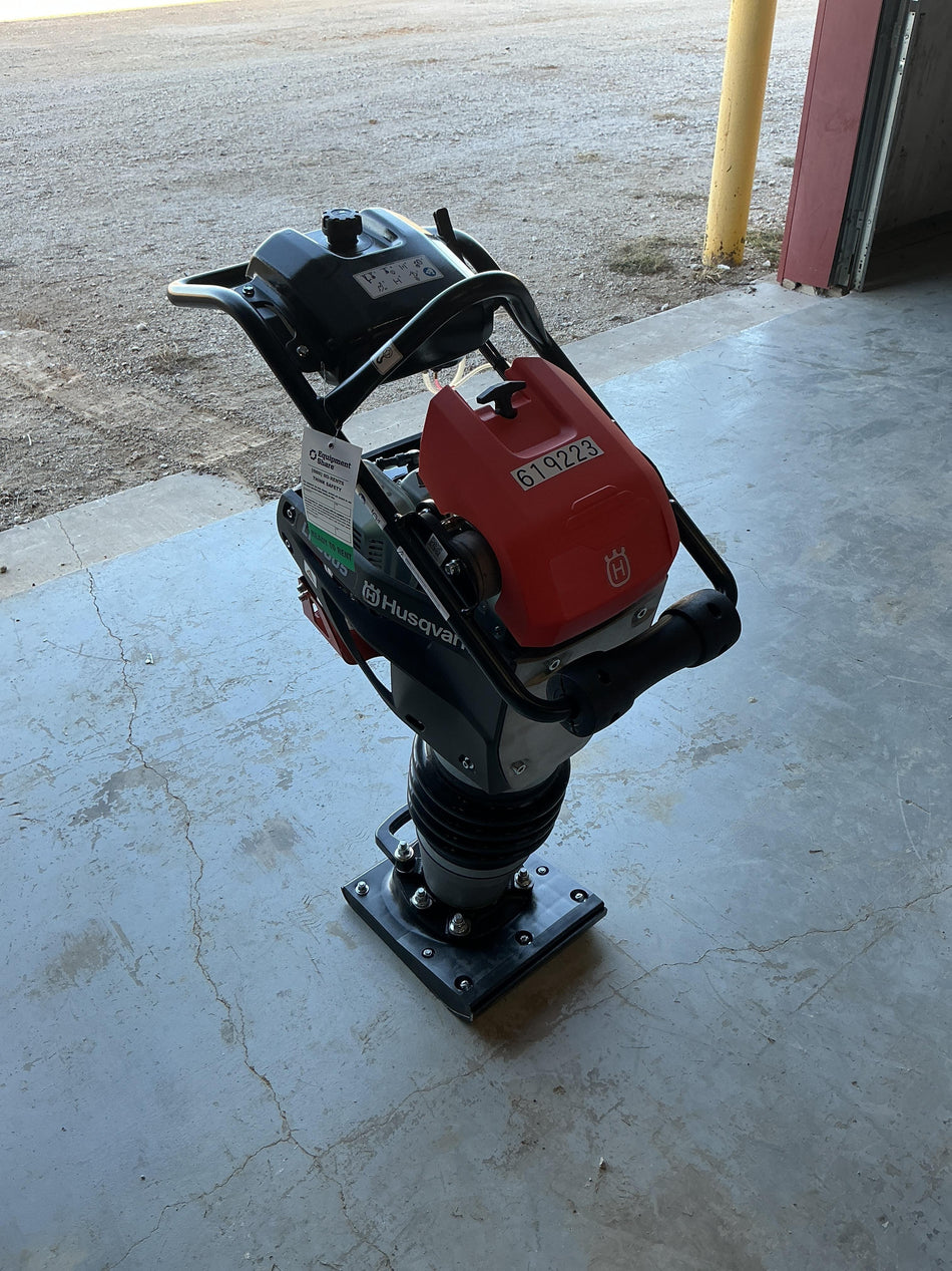 2025 HUSQVARNA LT6005
