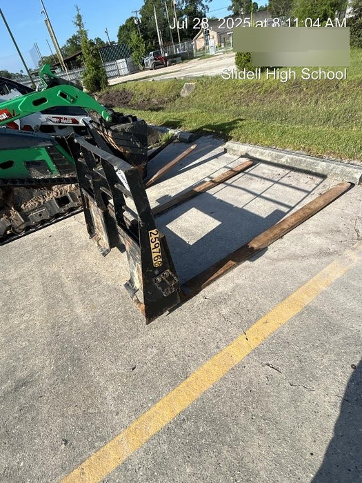 2022 ARROW MATERIAL HANDLING 72" Pallet Forks - Arrow