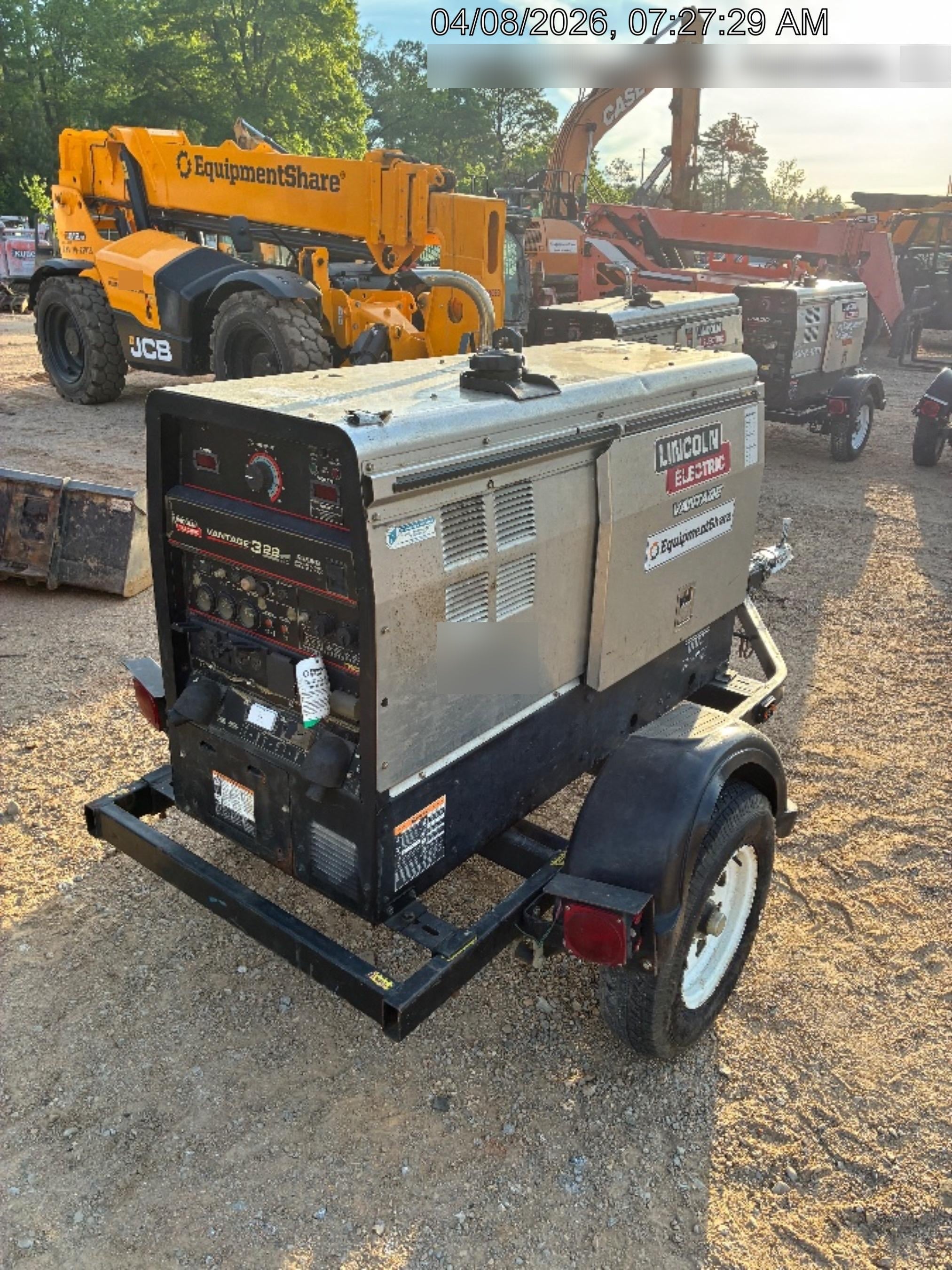 2019 Lincoln Electric Vantage 322 Welder Ready-Pak 3, Two wheel trailer, Fender and Light kit, Cable Rack
