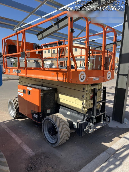 2022 JLG RT4069