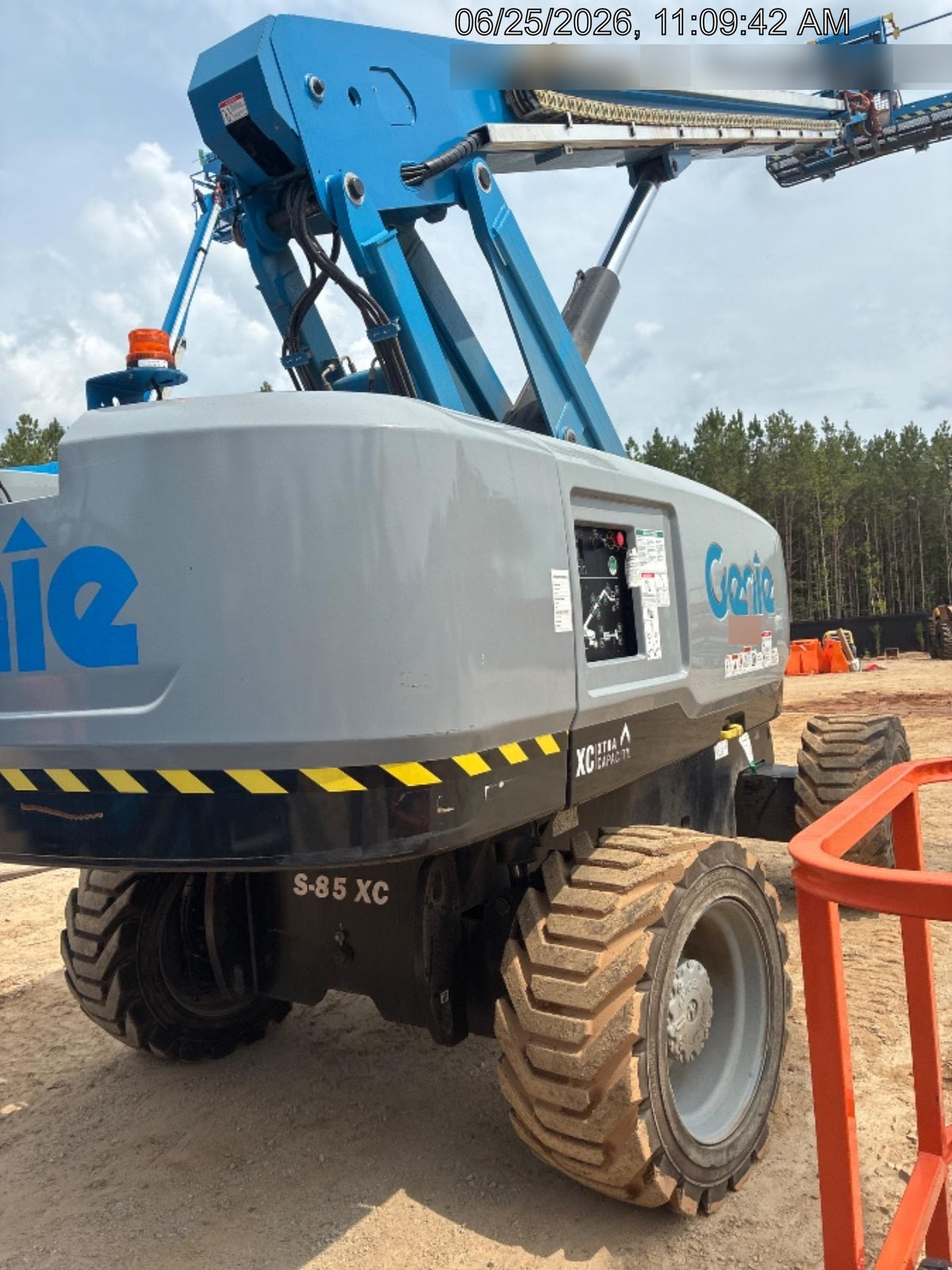 2024 GENIE S-85 XC