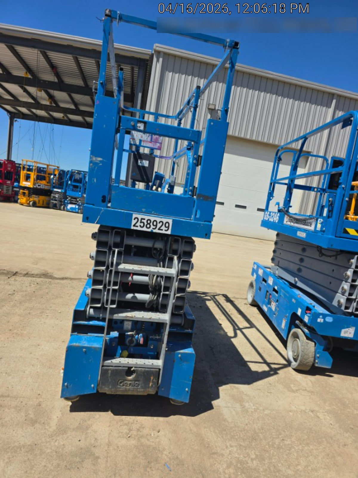 2022 GENIE GS-3232
