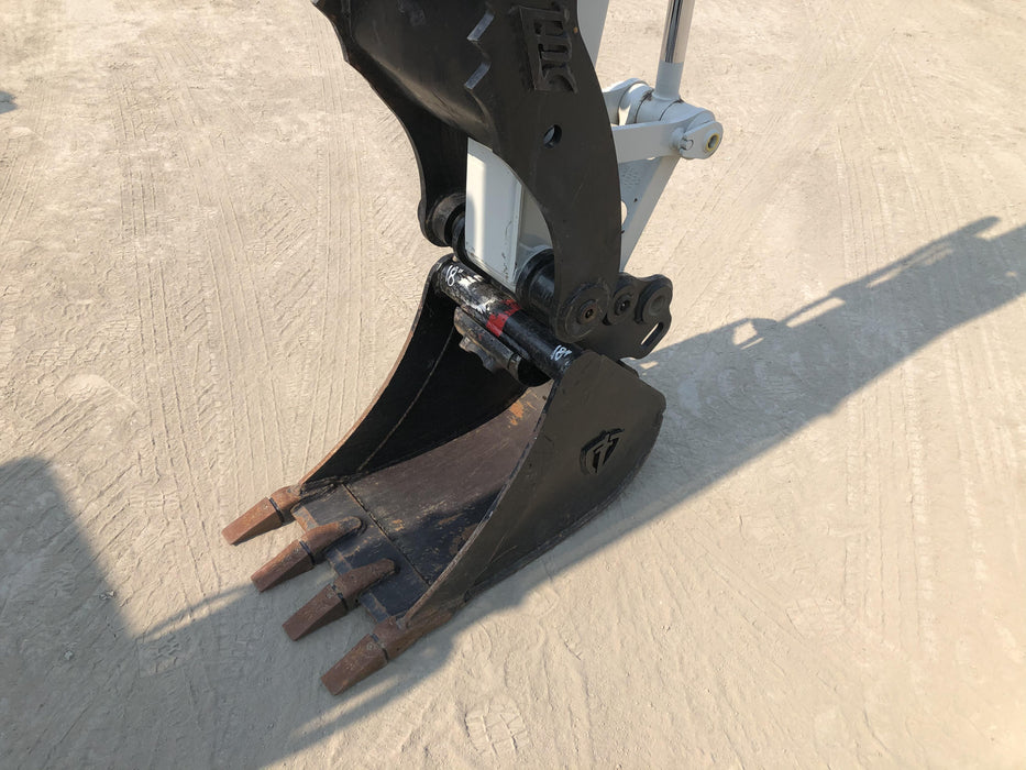 2020 TAKEUCHI TB250-2