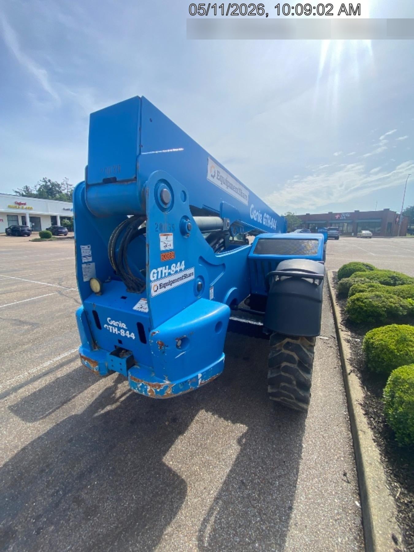 2018 Genie GTH-844 Genie GTH-844 w/Enclosed Cab w/HVAC, Work Lights, Solid Tires, Beacon, 60" Carriage and Forks