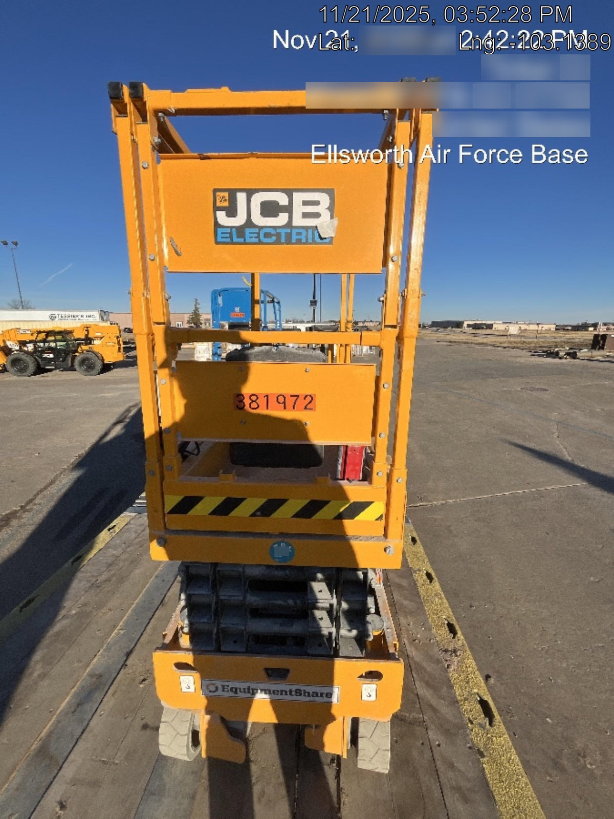 2024 JCB S1932E