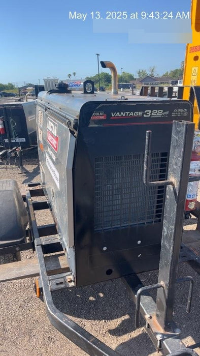 2019 Lincoln Electric Vantage 322 Welder Ready-Pak 3, Two wheel trailer, Fender and Light kit, Cable Rack