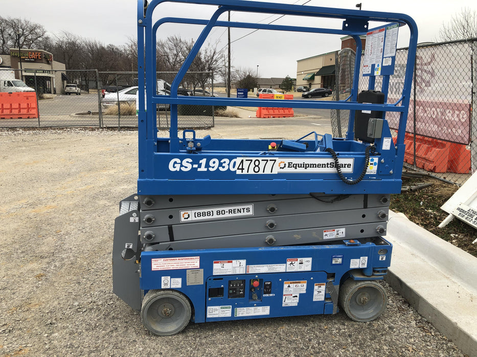 2019 Genie GS-1930 Fixed Rails with Chain Entry