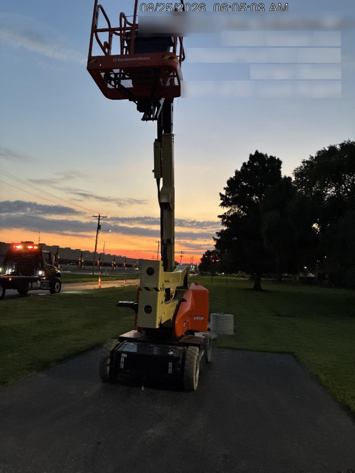 2025 JLG E400AJP Narrow