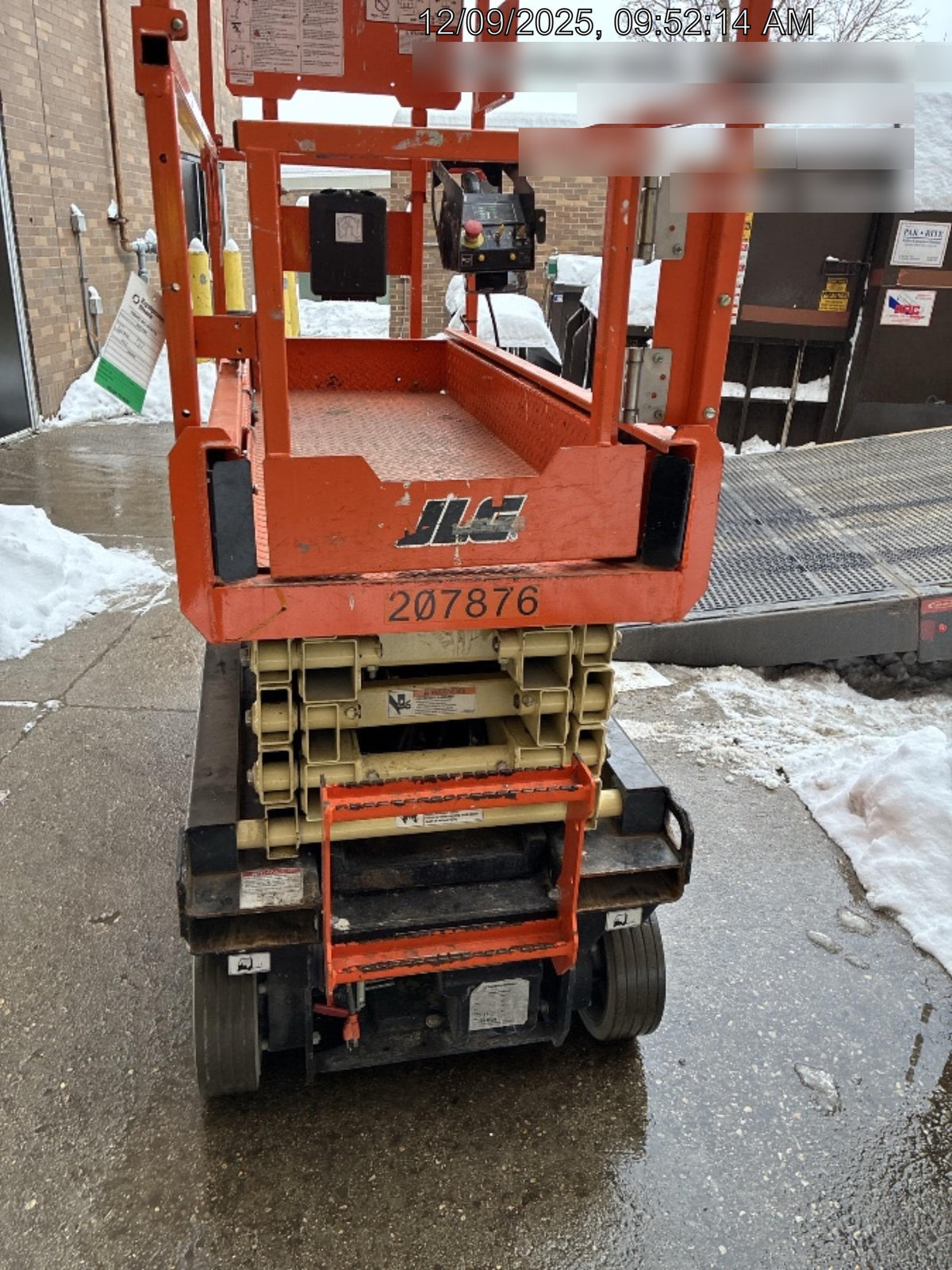 2022 JLG R1932