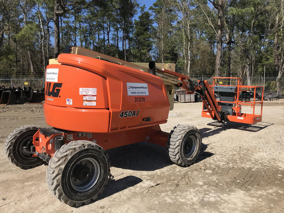 2019 JLG 450AJ