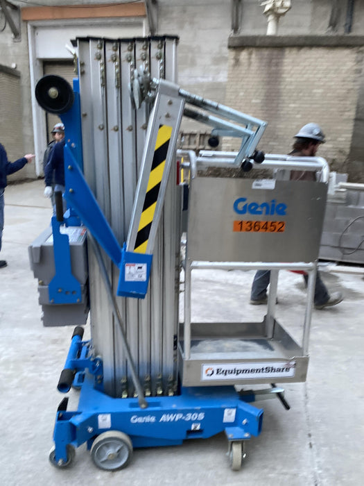 2021 GENIE AWP-30S DC