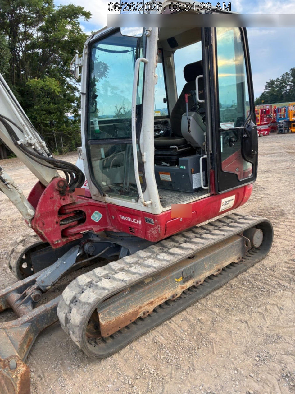 2022 Takeuchi TB250-2C Cab/Heat/Air, Rubber Tracks, Manual QC