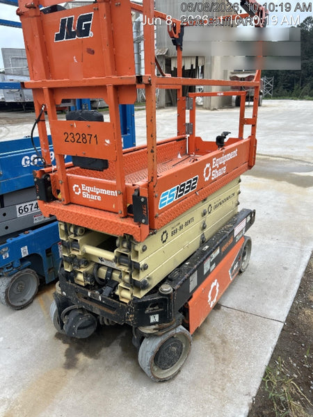 2022 JLG ES1932