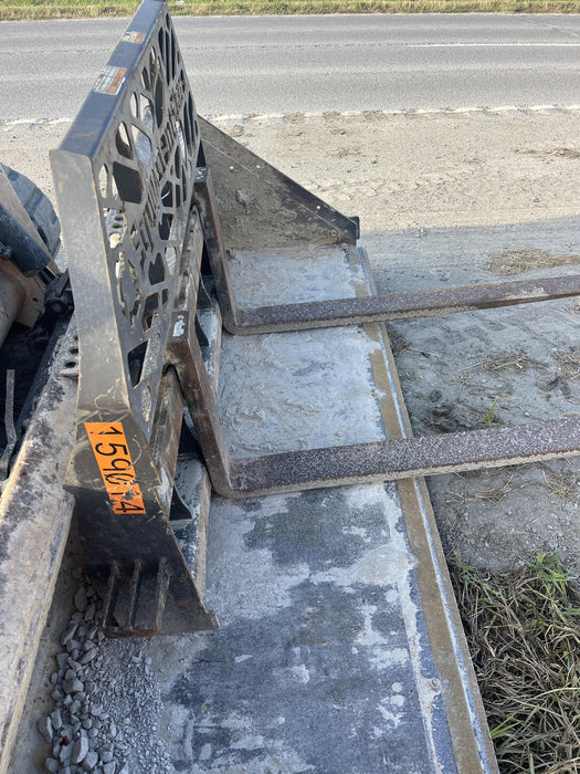 2021 PALADIN 48" Pallet Forks - Paladin