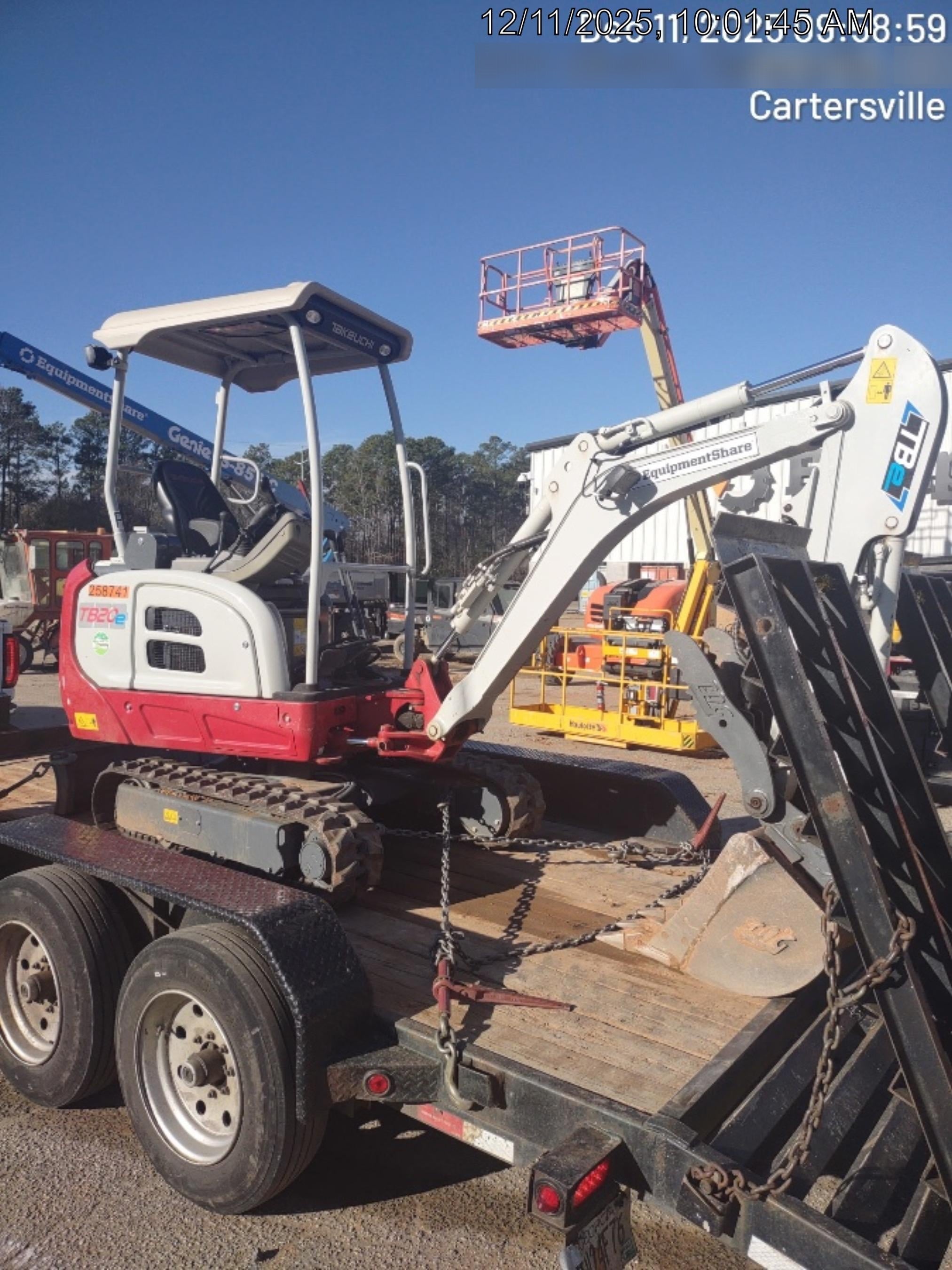 2022 TAKEUCHI TB20e