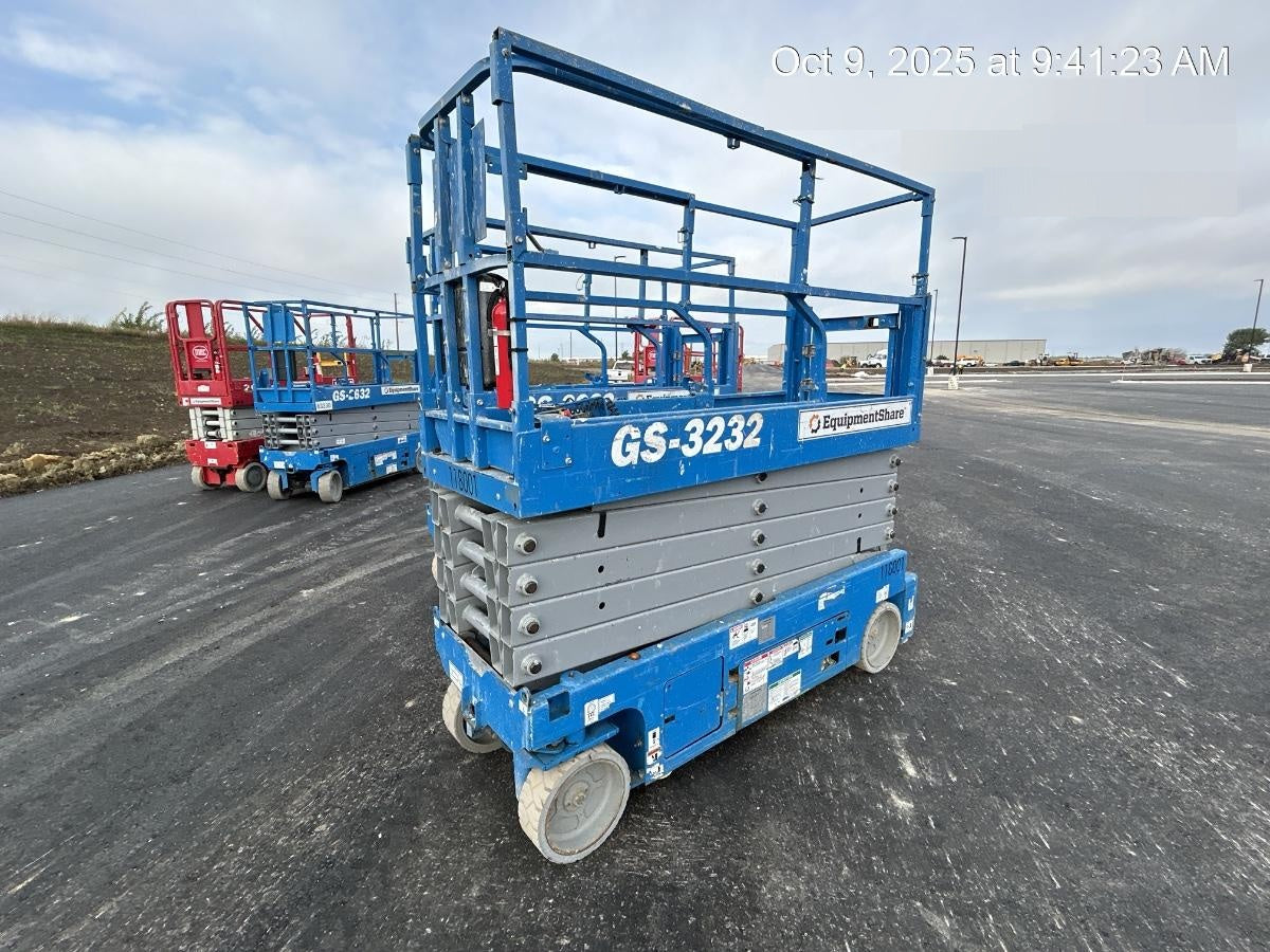 2020 GENIE GS-3232