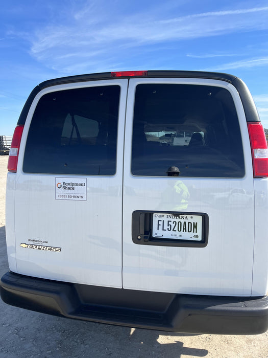 2023 CHEVROLET Express Van - Rental